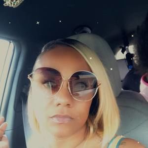 Meet your Posher, Veronica